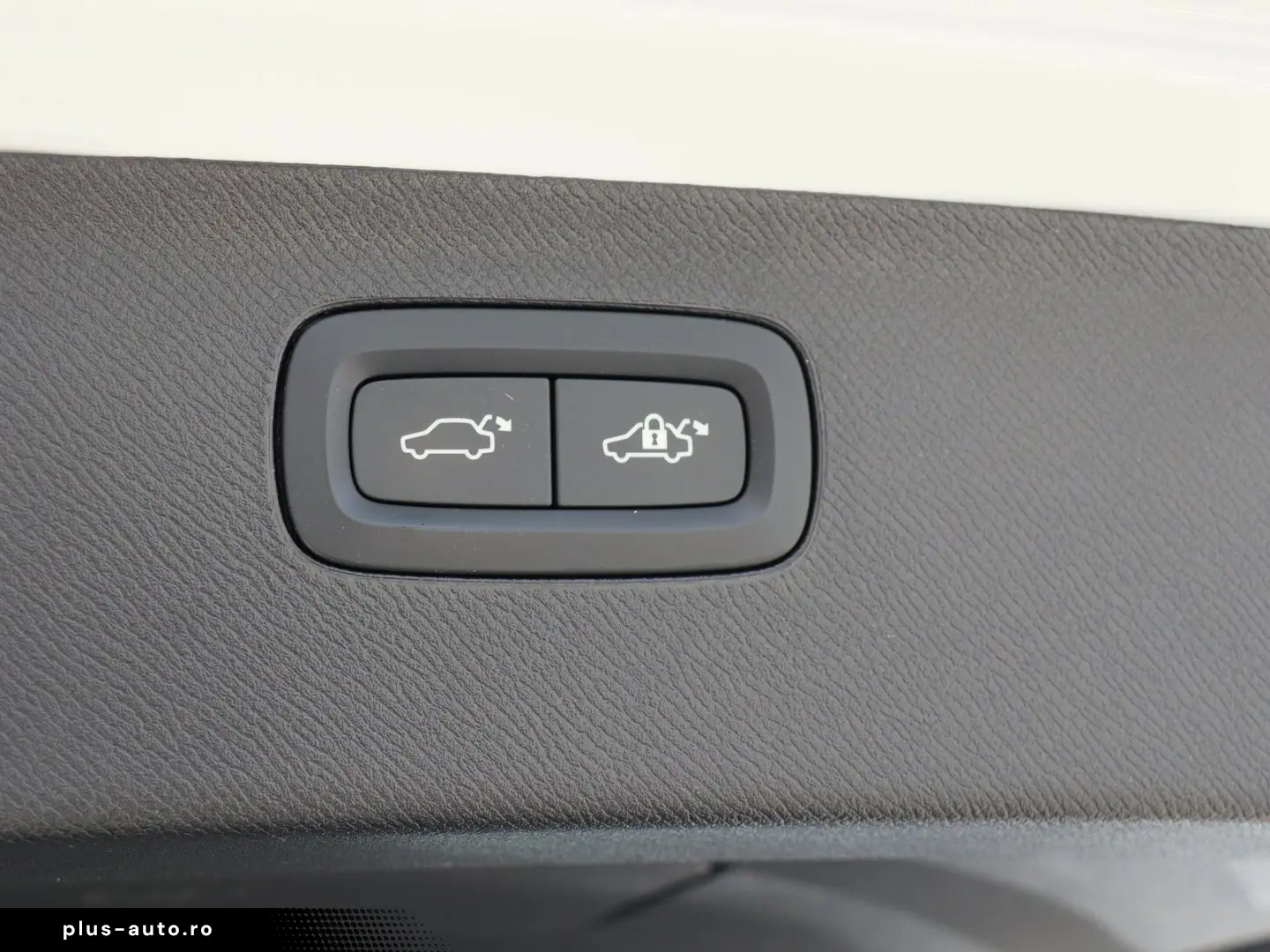 VOLVO XC90 T8 AWD Plug-In Hybrid Ultra Dark #360 Googl