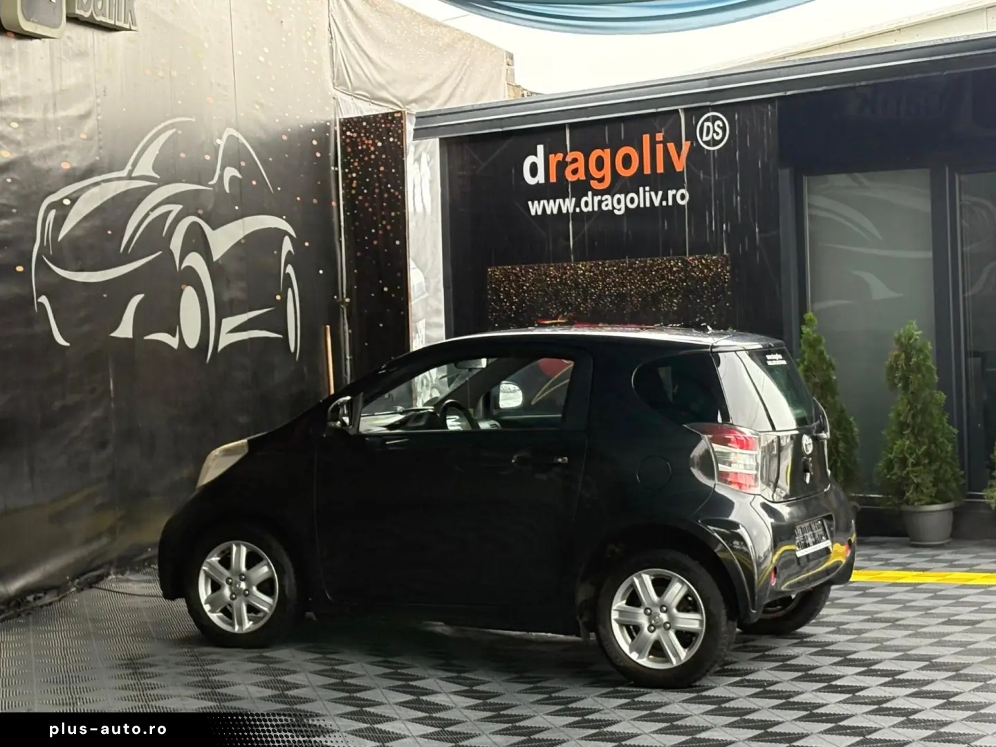 Toyota IQ 2009