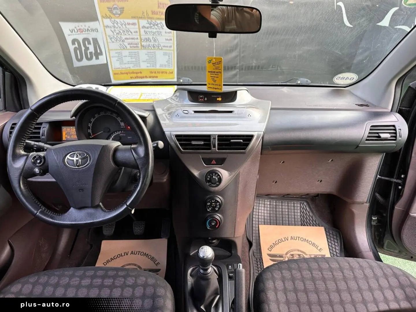 Toyota IQ 2009