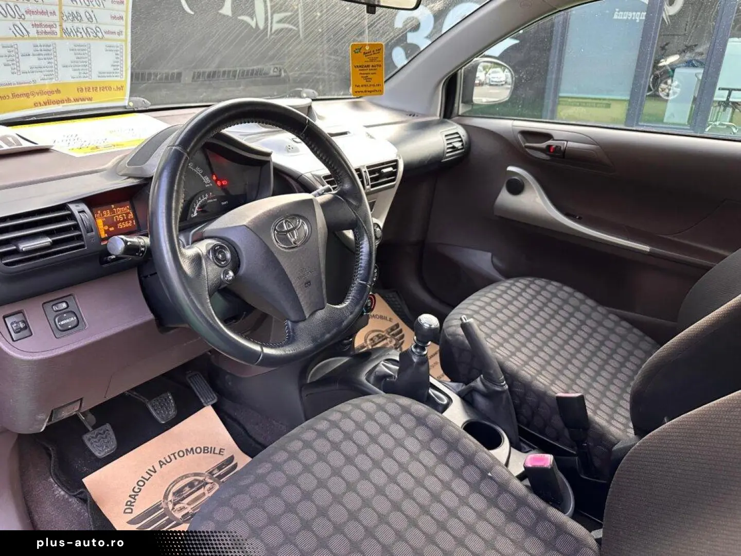Toyota IQ 2009