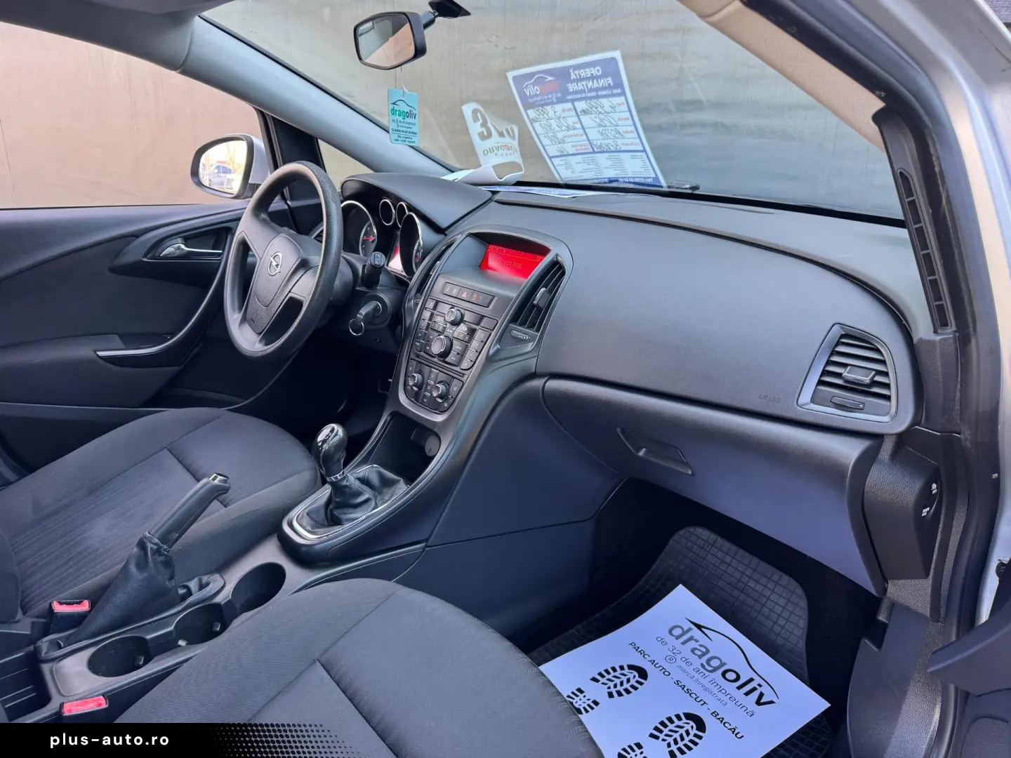 Opel Astra 2011