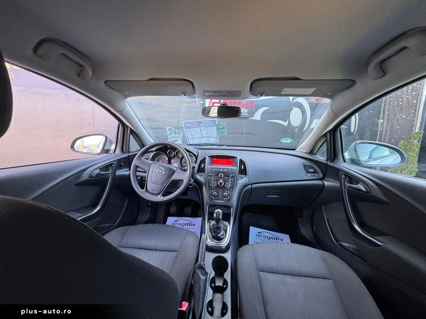 Opel Astra 2011