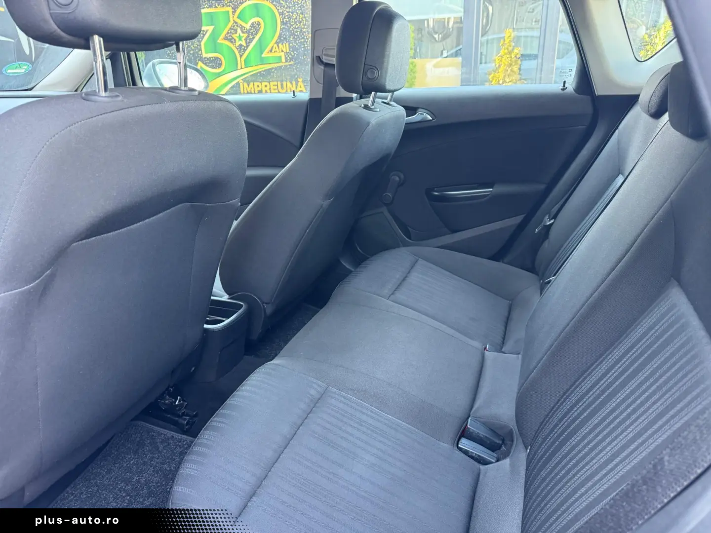 Opel Astra 2011