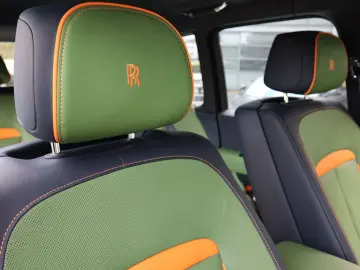 ROLLS ROYCE Cullinan BLACK BADGE 6.75 V12 Fu-Shion   Sterren