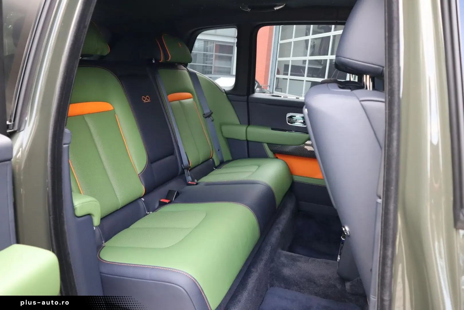 ROLLS ROYCE Cullinan BLACK BADGE 6.75 V12 Fu-Shion   Sterren