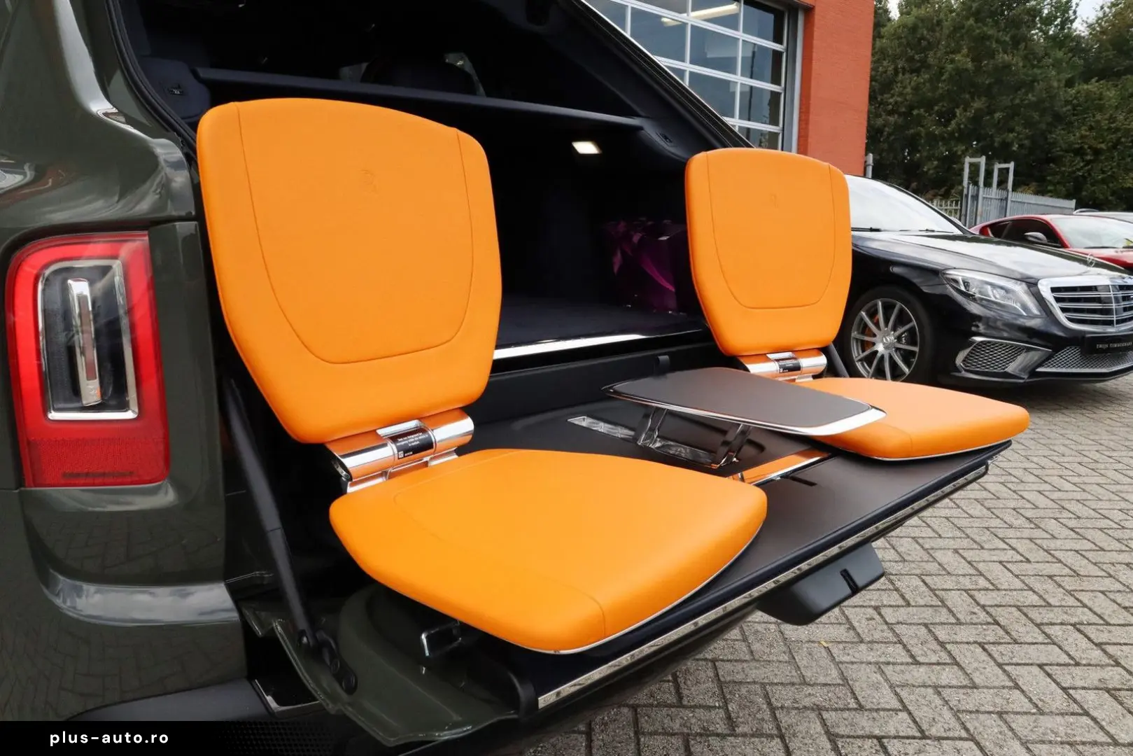 ROLLS ROYCE Cullinan BLACK BADGE 6.75 V12 Fu-Shion   Sterren