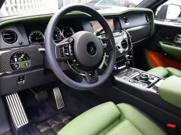 ROLLS ROYCE Cullinan BLACK BADGE 6.75 V12 Fu-Shion   Sterren