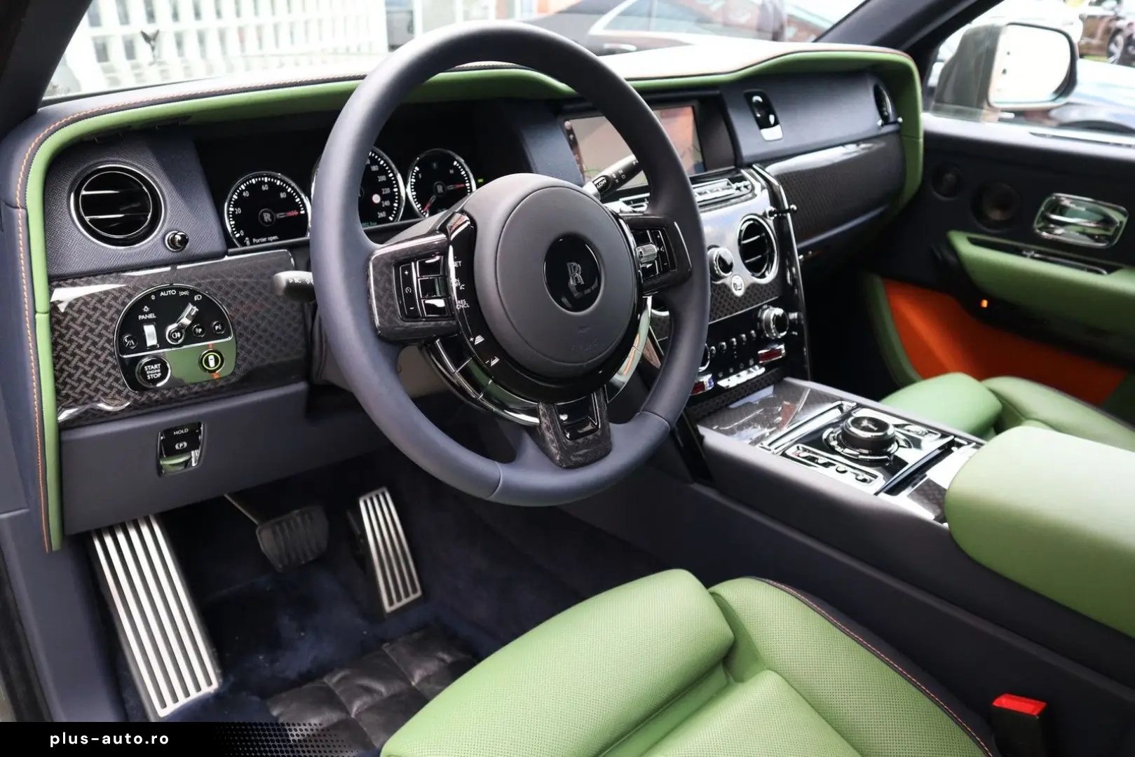ROLLS ROYCE Cullinan BLACK BADGE 6.75 V12 Fu-Shion   Sterren