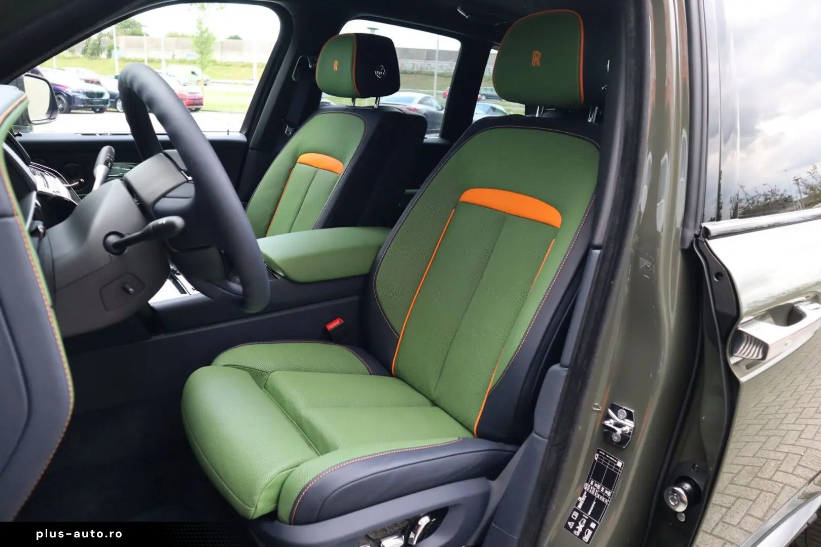 ROLLS ROYCE Cullinan BLACK BADGE 6.75 V12 Fu-Shion   Sterren