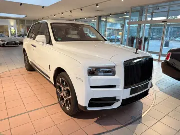 ROLLS ROYCE Cullinan Black Badge THEATRE STARS REFRIGERANT