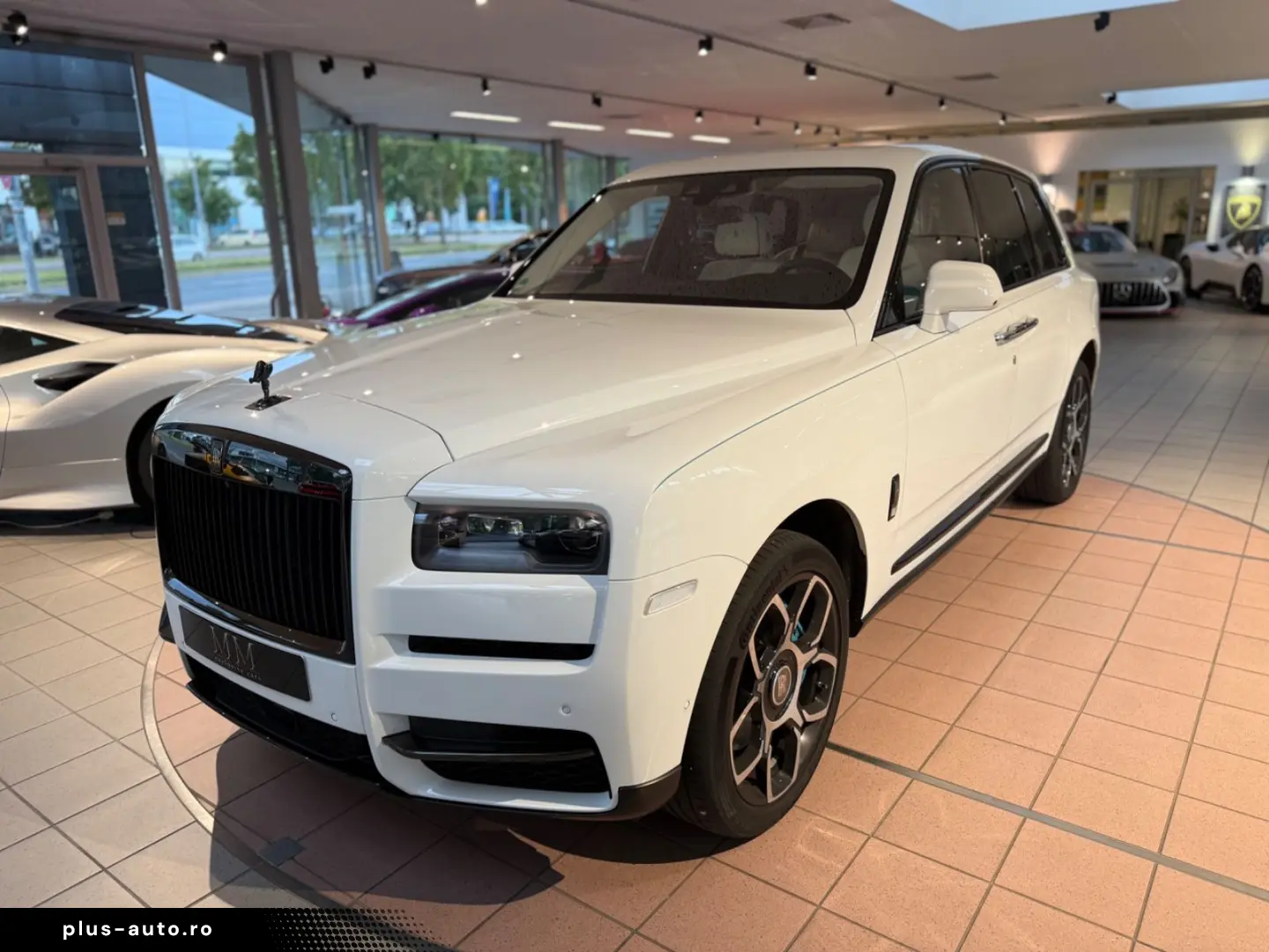 ROLLS ROYCE Cullinan Black Badge THEATRE STARS REFRIGERANT
