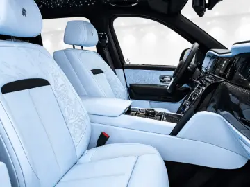 Rolls-Royce CULLINAN SERIES II BLACK BADGE