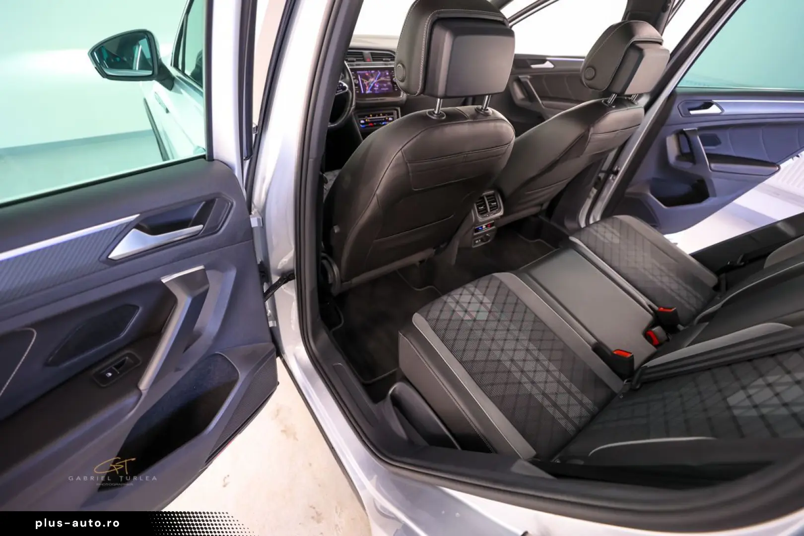 Volkswagen Tiguan R-Line 2.0TDI DSG