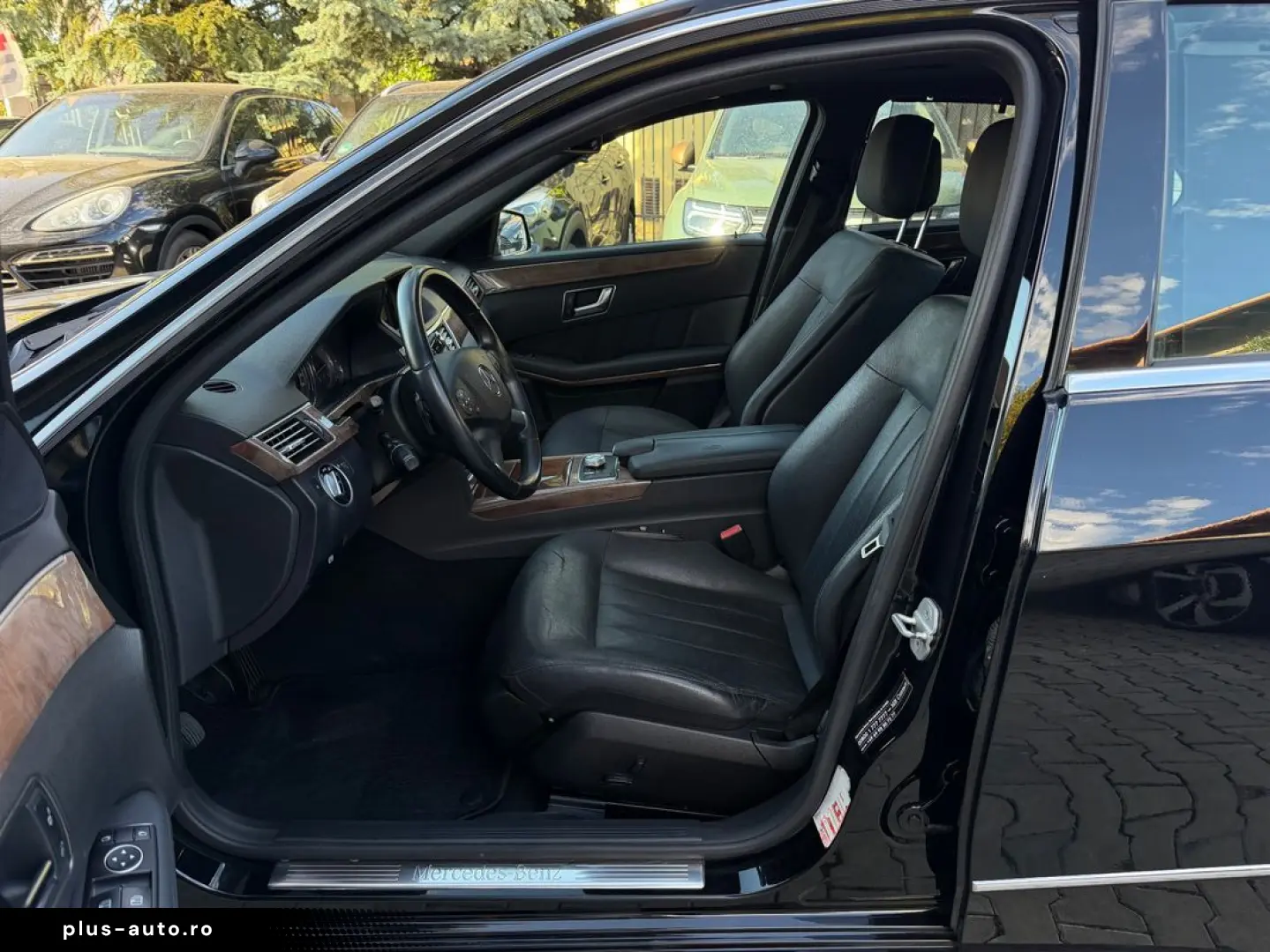 Mercedes-Benz E
