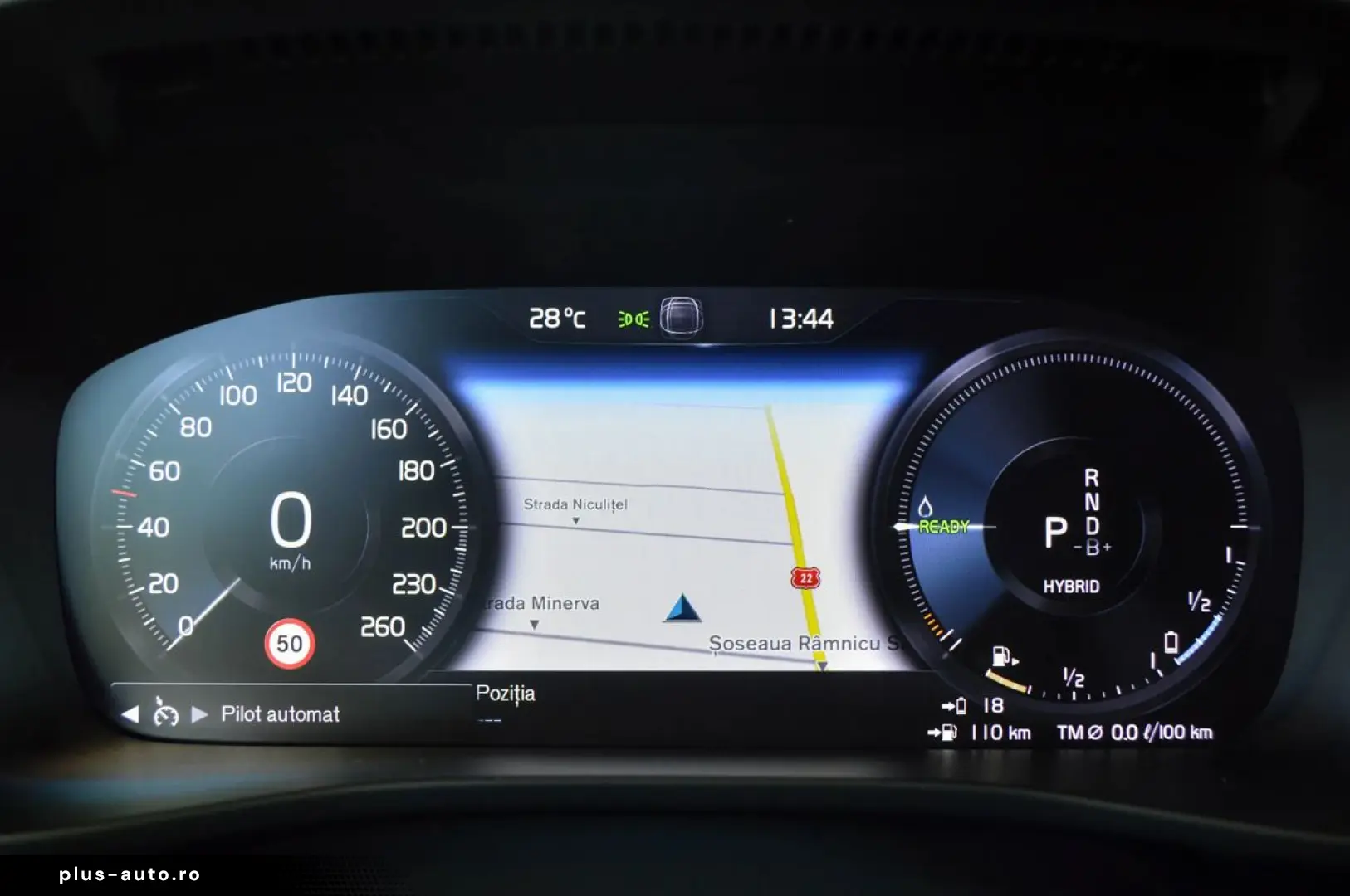 2022 Volvo XC-40 T4 Recharge Plug-in Hybrid Plus Dark   Rate