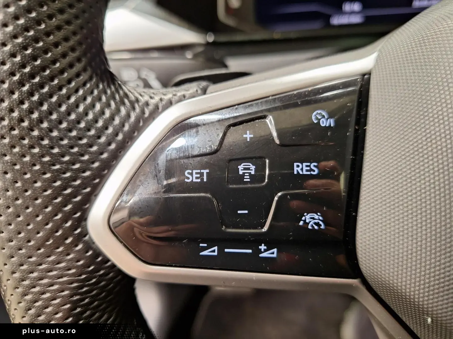 VW Arteon 1.4 TSI Elegance eHybrid Matrix HuD LED 3