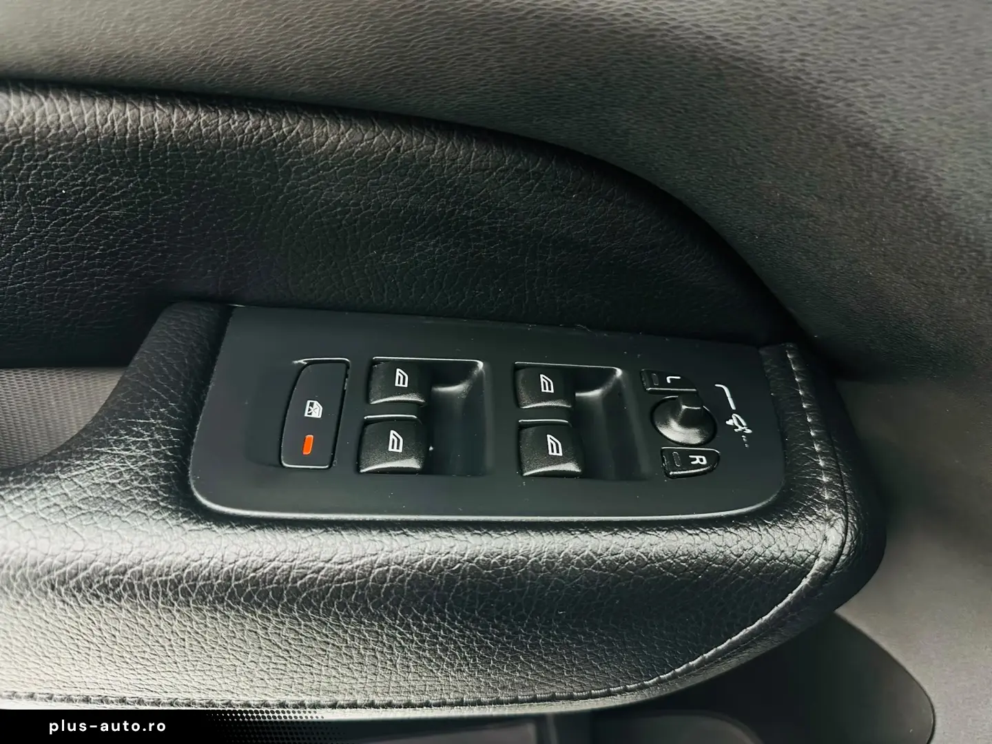 VOLVO XC60 2018 2.0D E6 4X4 Garantie 12 Luni Rate Avans 0 Do