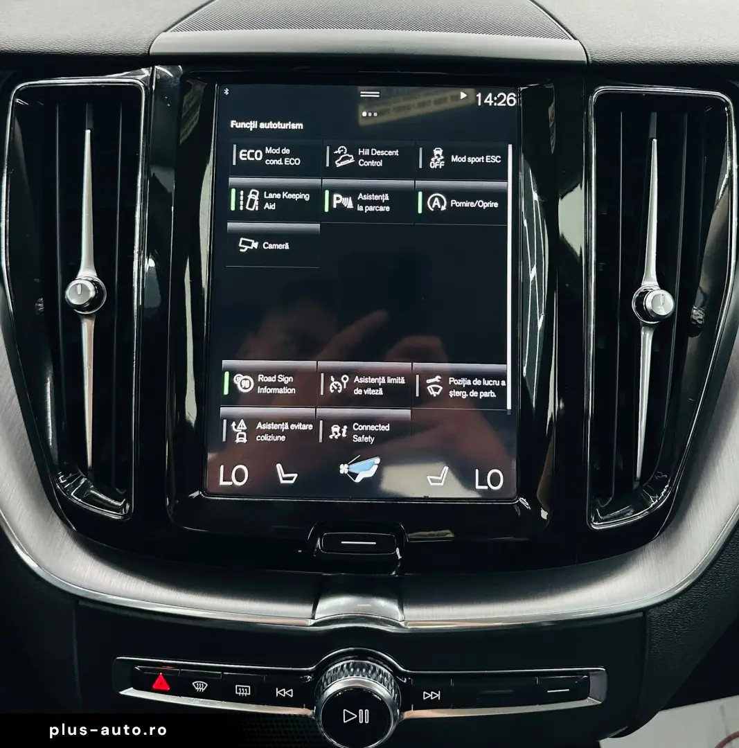 VOLVO XC60 2018 2.0D E6 4X4 Garantie 12 Luni Rate Avans 0 Do