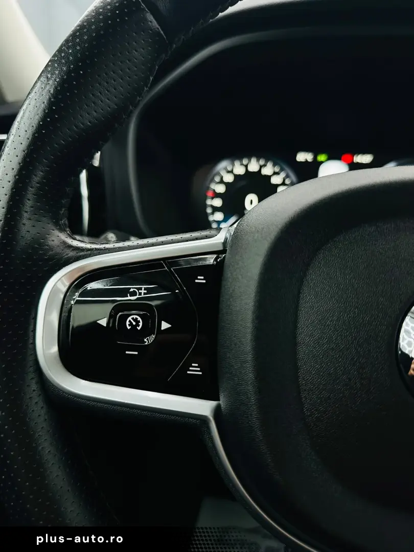 VOLVO XC60 2018 2.0D E6 4X4 Garantie 12 Luni Rate Avans 0 Do