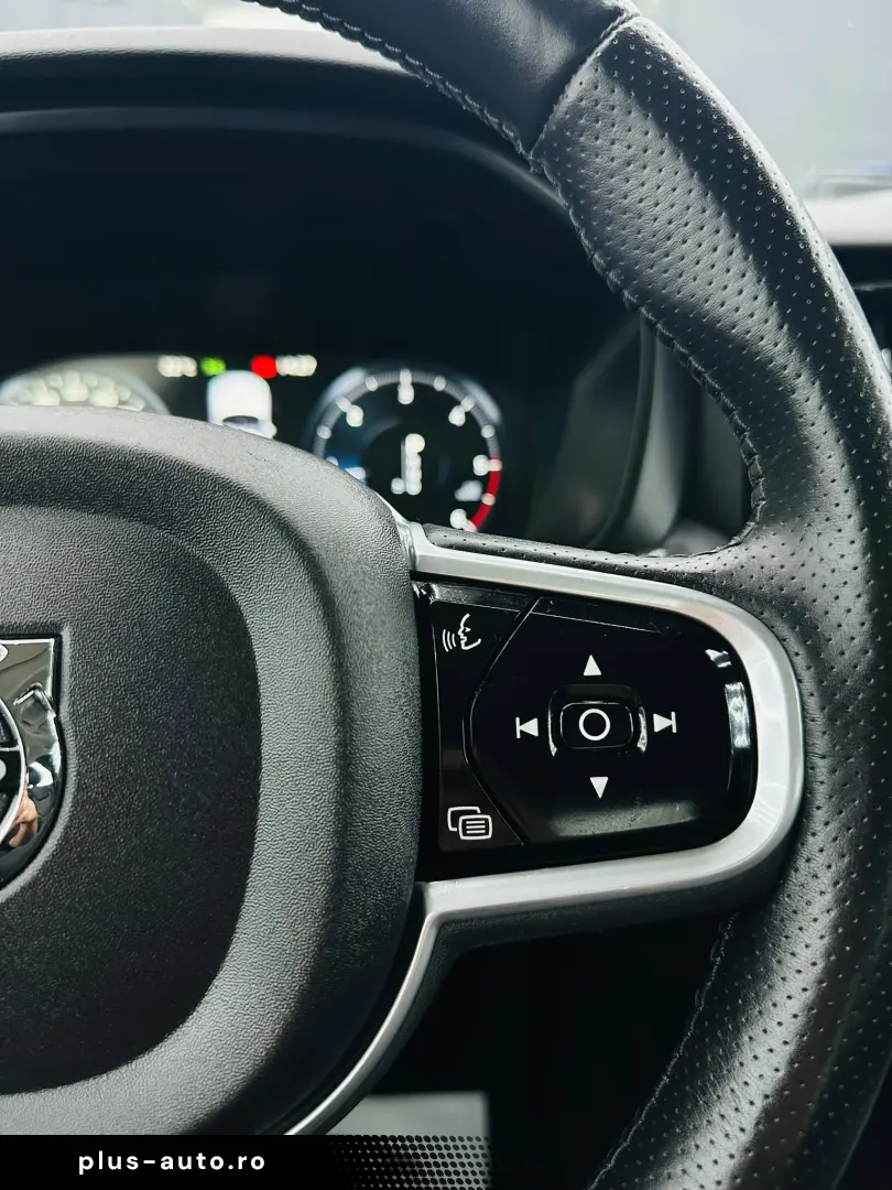 VOLVO XC60 2018 2.0D E6 4X4 Garantie 12 Luni Rate Avans 0 Do