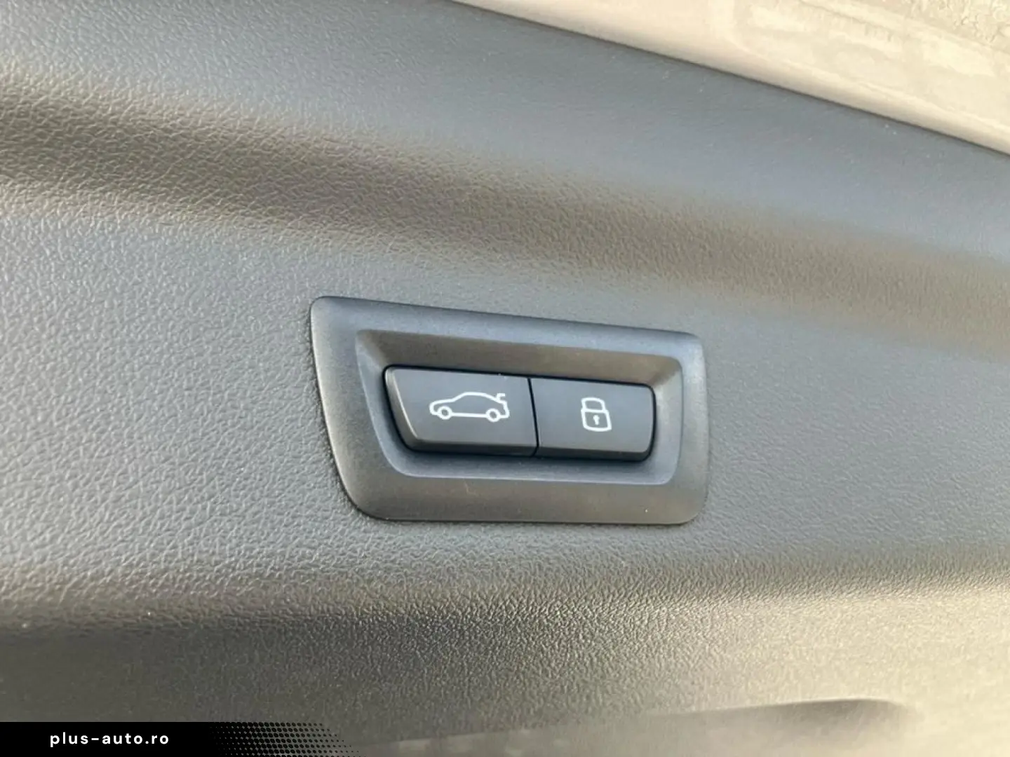 BMW iX1 eDrive20 M Sport AHK ACC H K Memory SHZ