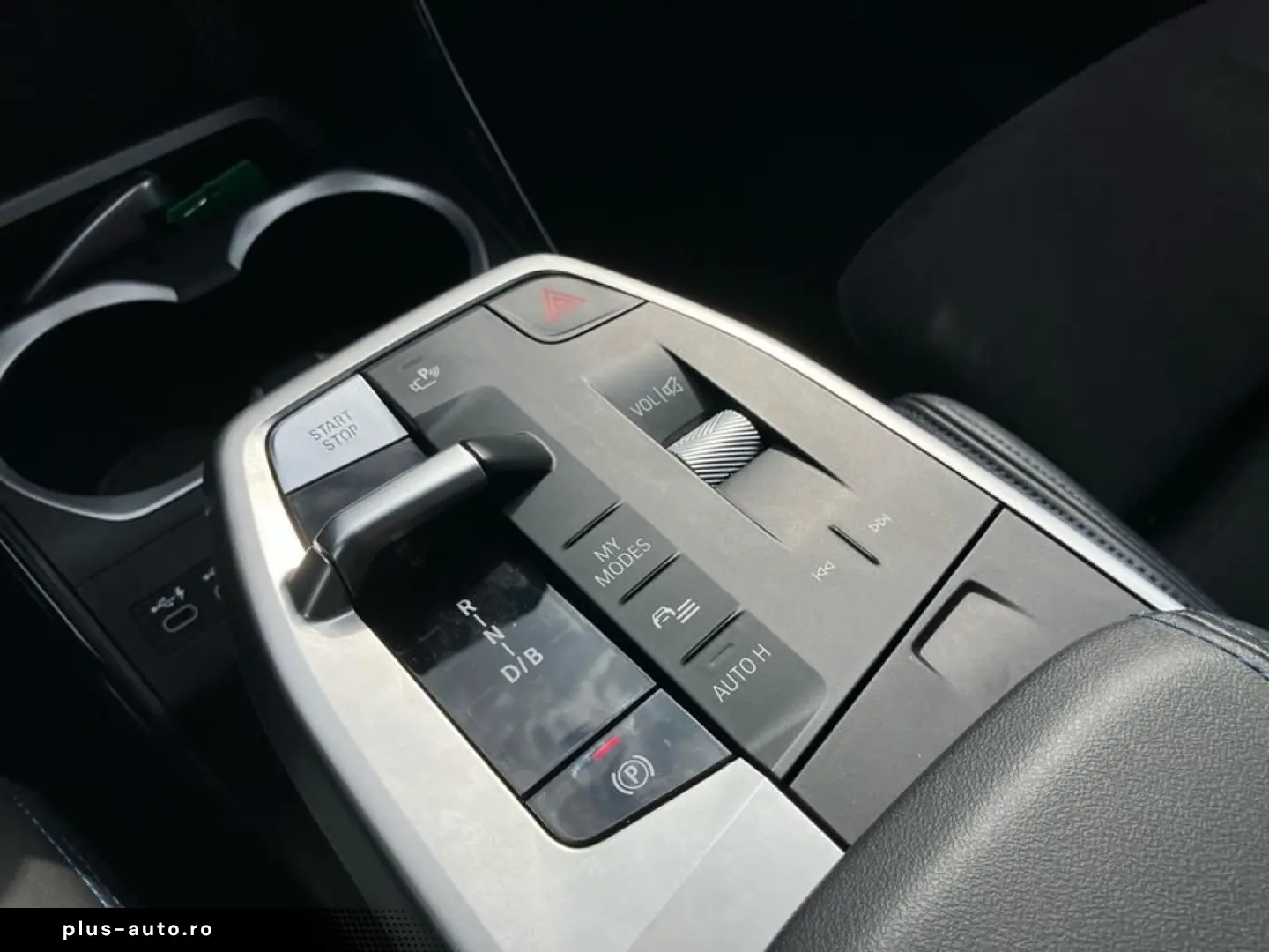 BMW iX1 eDrive20 M Sport AHK ACC H K Memory SHZ