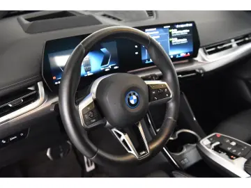 BMW iX1 xDrive30 M Sport Head-Up Display Sitzheizung