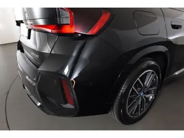BMW iX1 xDrive30 M Sport Head-Up Display Sitzheizung