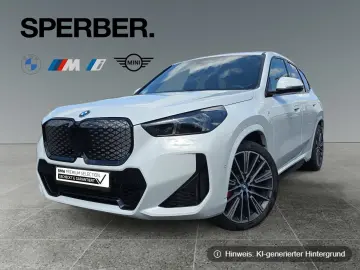 BMW iX1 xDrive30 M Sport Pro 20 Zoll Memory Aktivsit