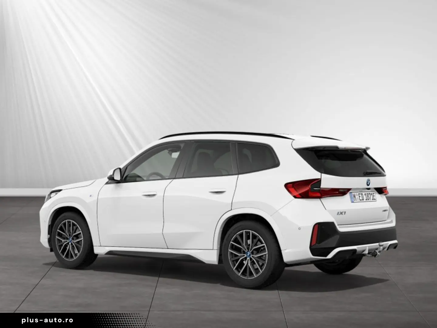 BMW iX1 xDrive30 M Sport AHK Pano Head-Up H K