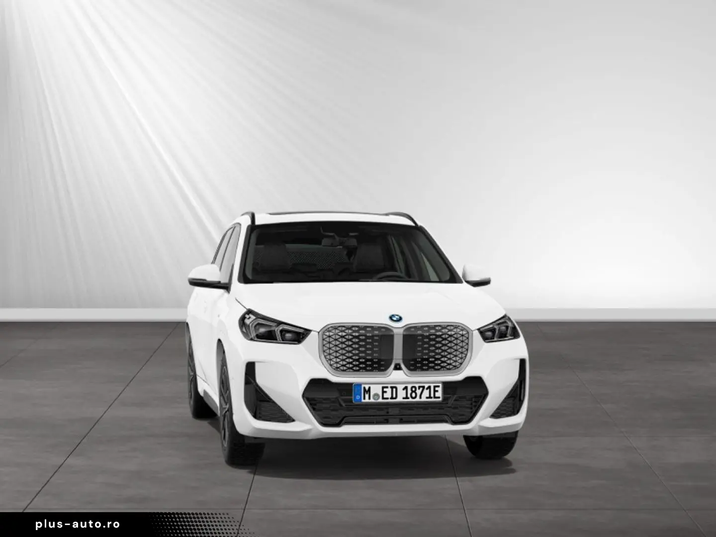 BMW iX1 xDrive30 M Sport AHK Pano Head-Up H K