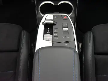 BMW iX1 xDrive30 M Sport AHK DriveAss  Aktivsitz H K