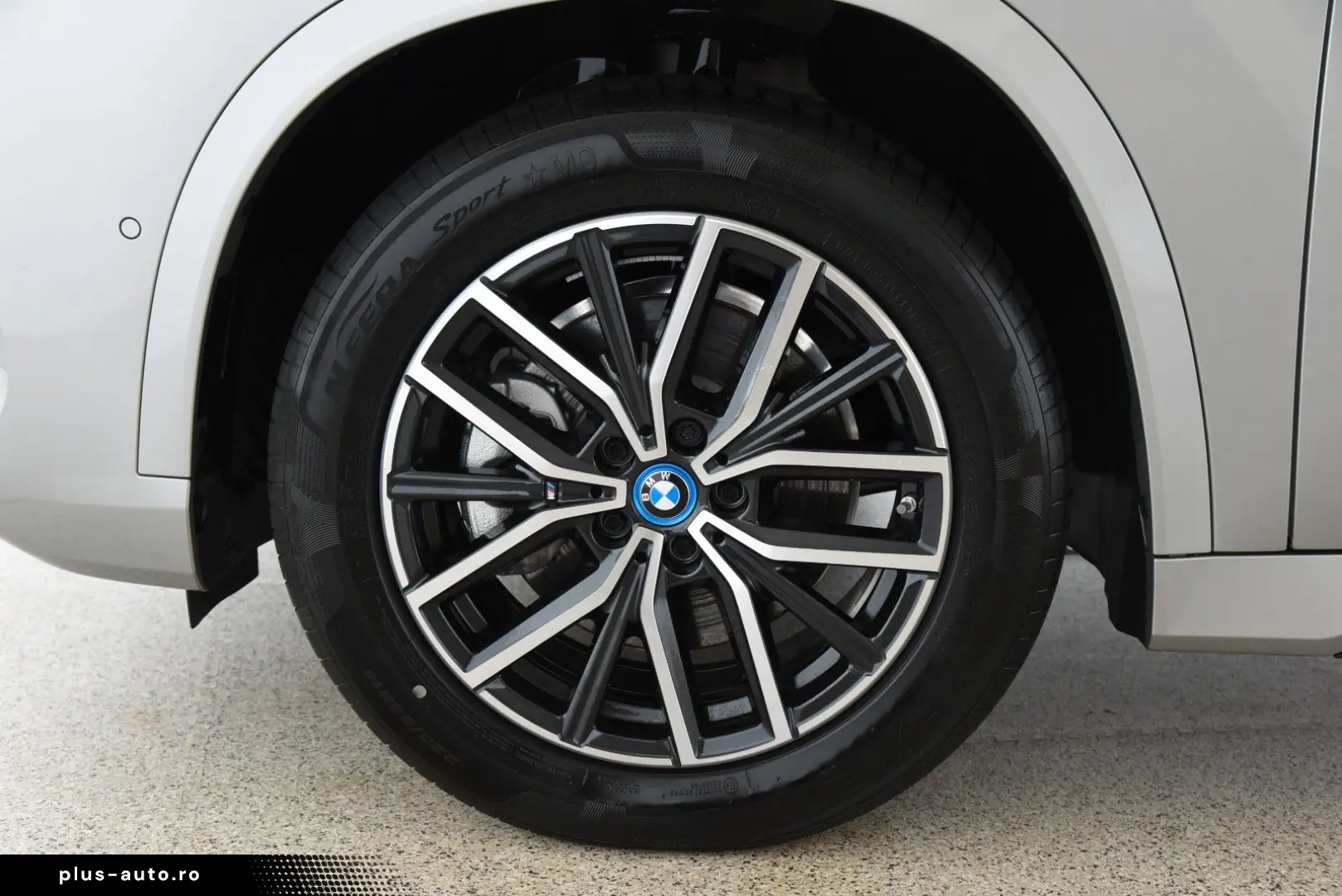 BMW iX1 xDrive30 M Sport AHK DriveAss  Aktivsitz H K
