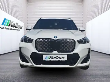 BMW iX1  xDr. 30 M-Sport AHK Harman&Kardon Head-Up 3