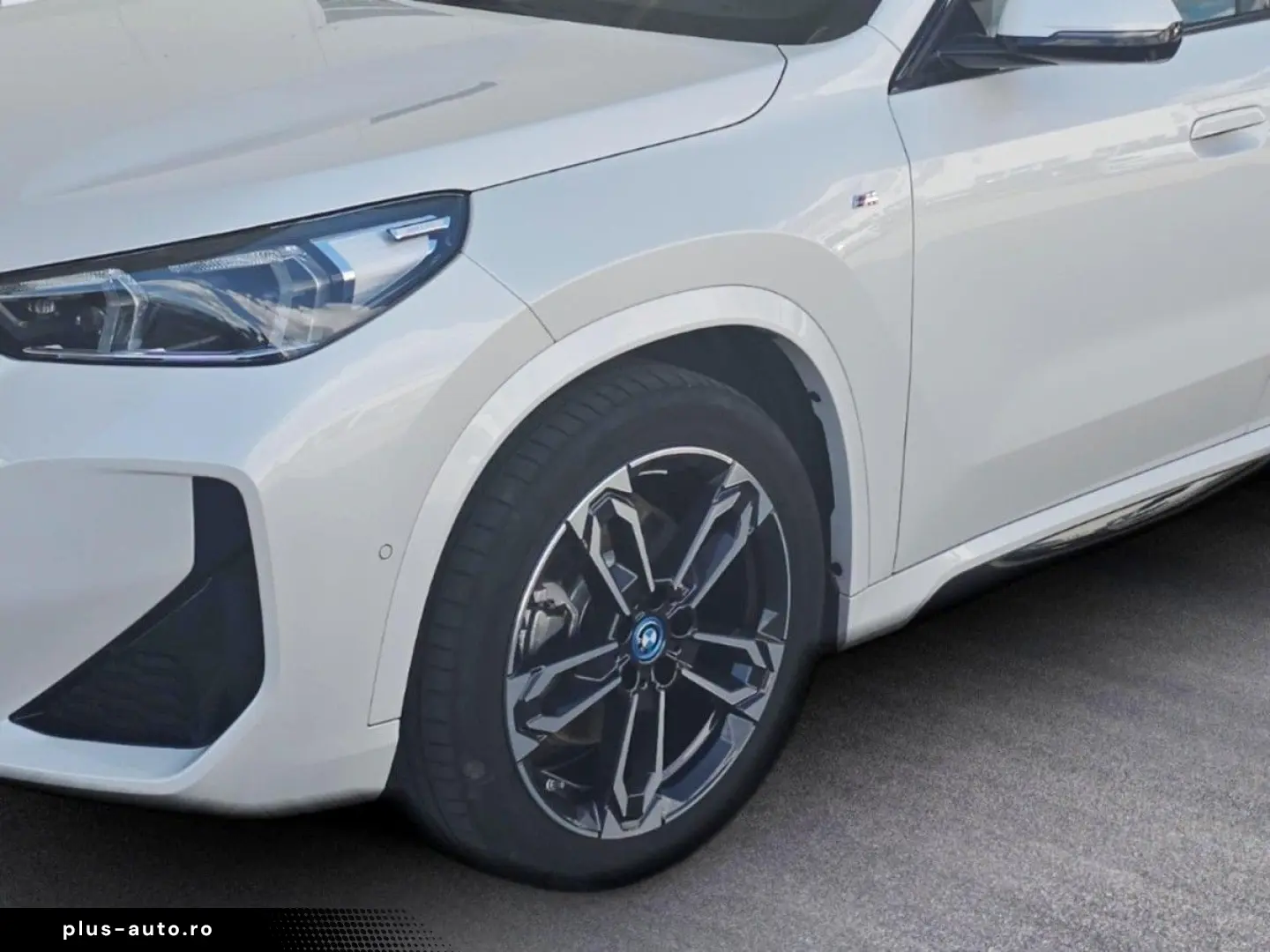 BMW iX1  xDr. 30 M-Sport AHK Harman&Kardon Head-Up 3