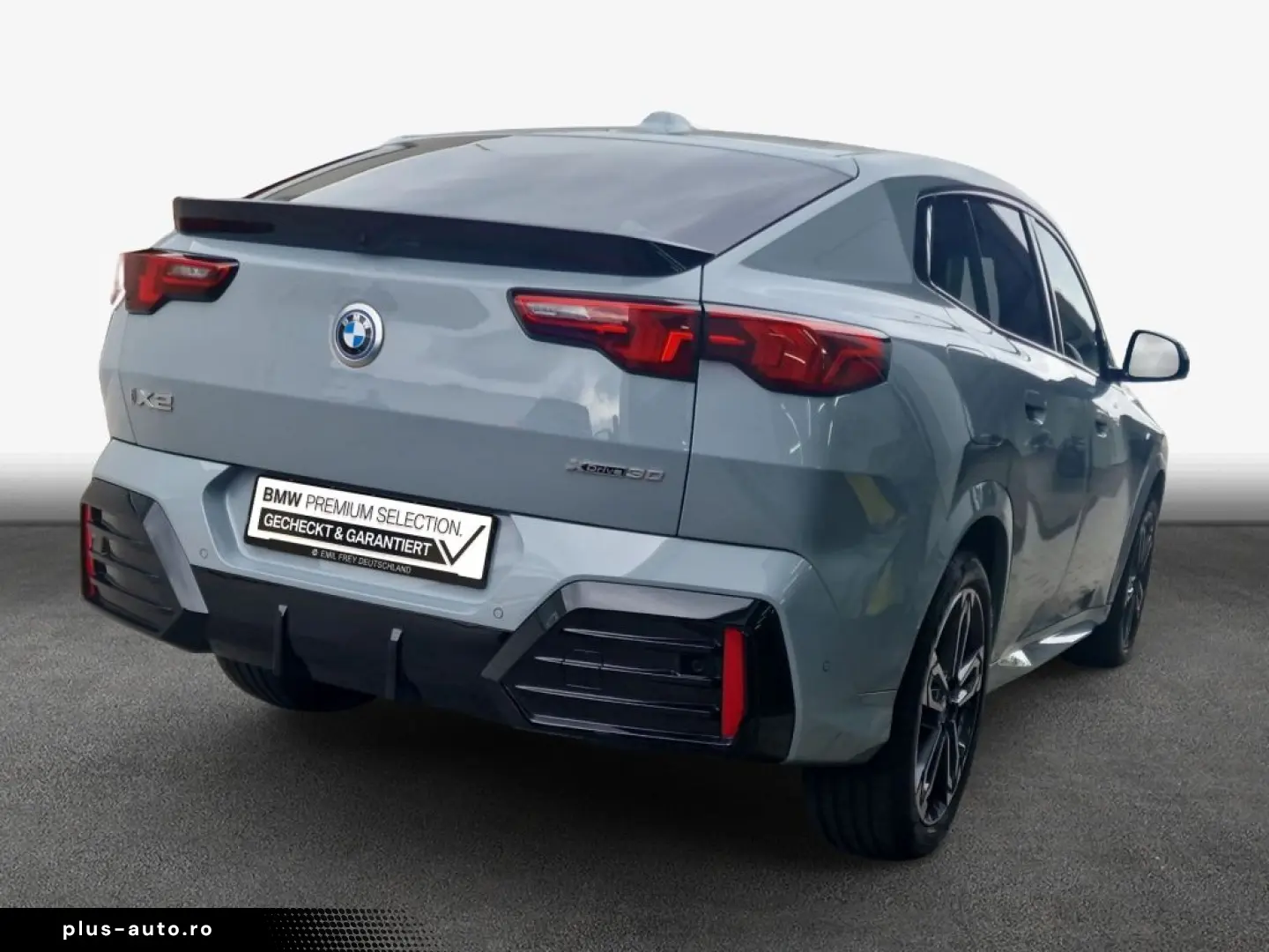 BMW iX2 xDrive30 xDrive M Sport  HUD