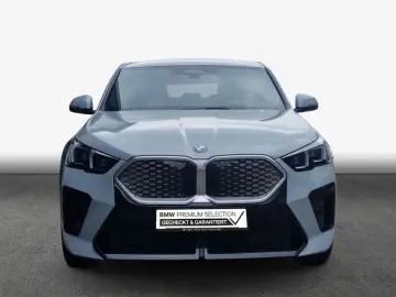 BMW iX2 xDrive30 xDrive M Sport  HUD
