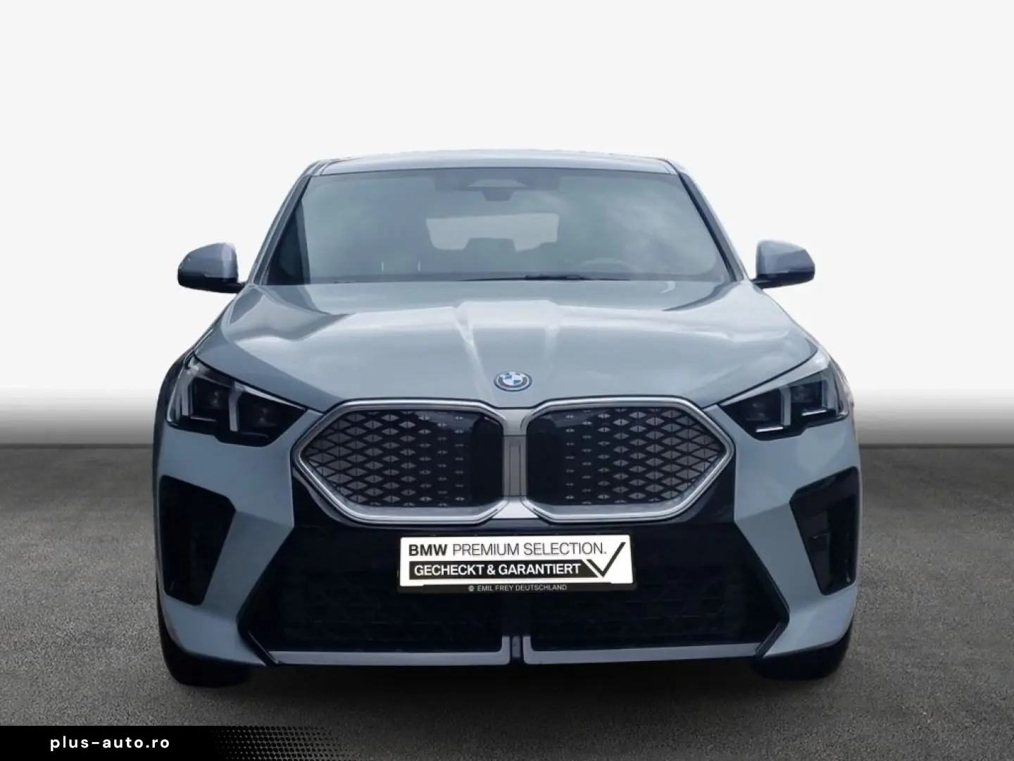 BMW iX2 xDrive30 xDrive M Sport  HUD
