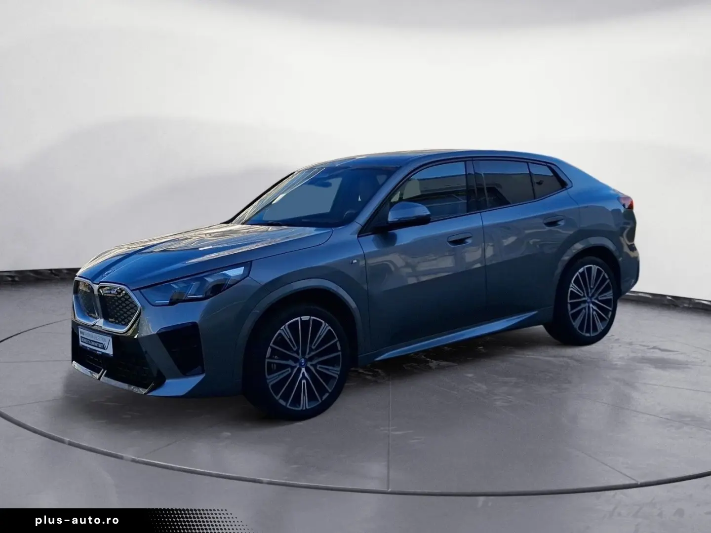 BMW iX2 xDrive30 M Sport iconic Glow Akustikglas 20'