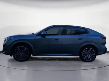BMW iX2 xDrive30 M Sport iconic Glow Akustikglas 20'