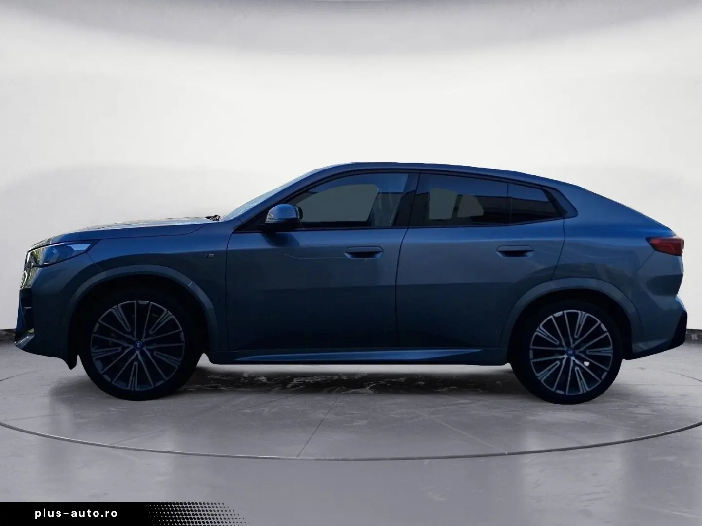 BMW iX2 xDrive30 M Sport iconic Glow Akustikglas 20'