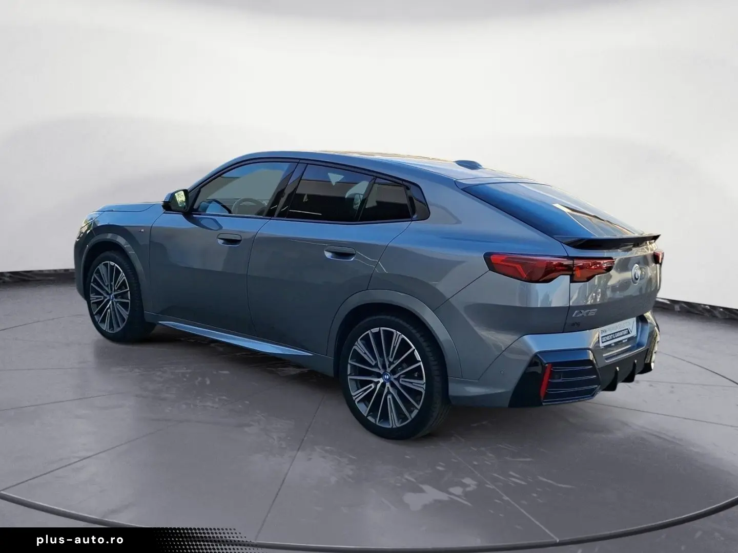 BMW iX2 xDrive30 M Sport iconic Glow Akustikglas 20'