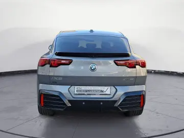 BMW iX2 xDrive30 M Sport iconic Glow Akustikglas 20'
