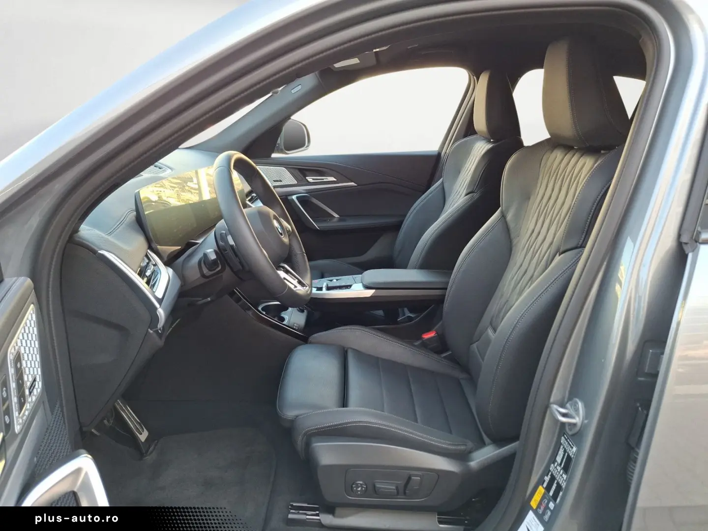 BMW iX2 xDrive30 M Sport iconic Glow Akustikglas 20'