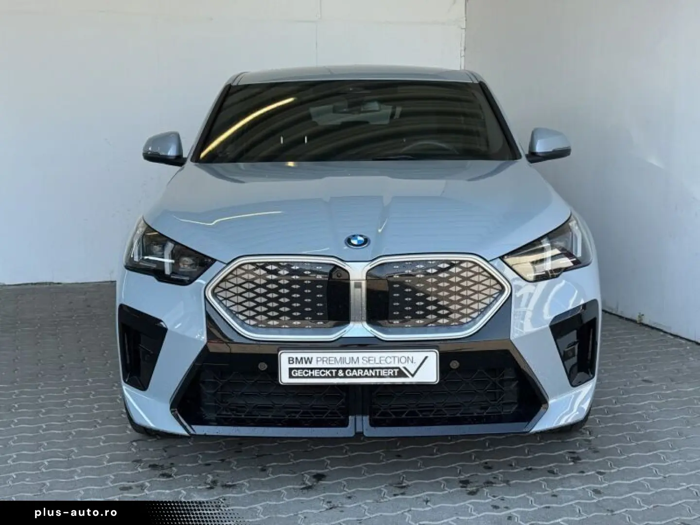 BMW iX2 xDrive30 M Sport Navi.LED.HuD.ACC.360 .KomfZ
