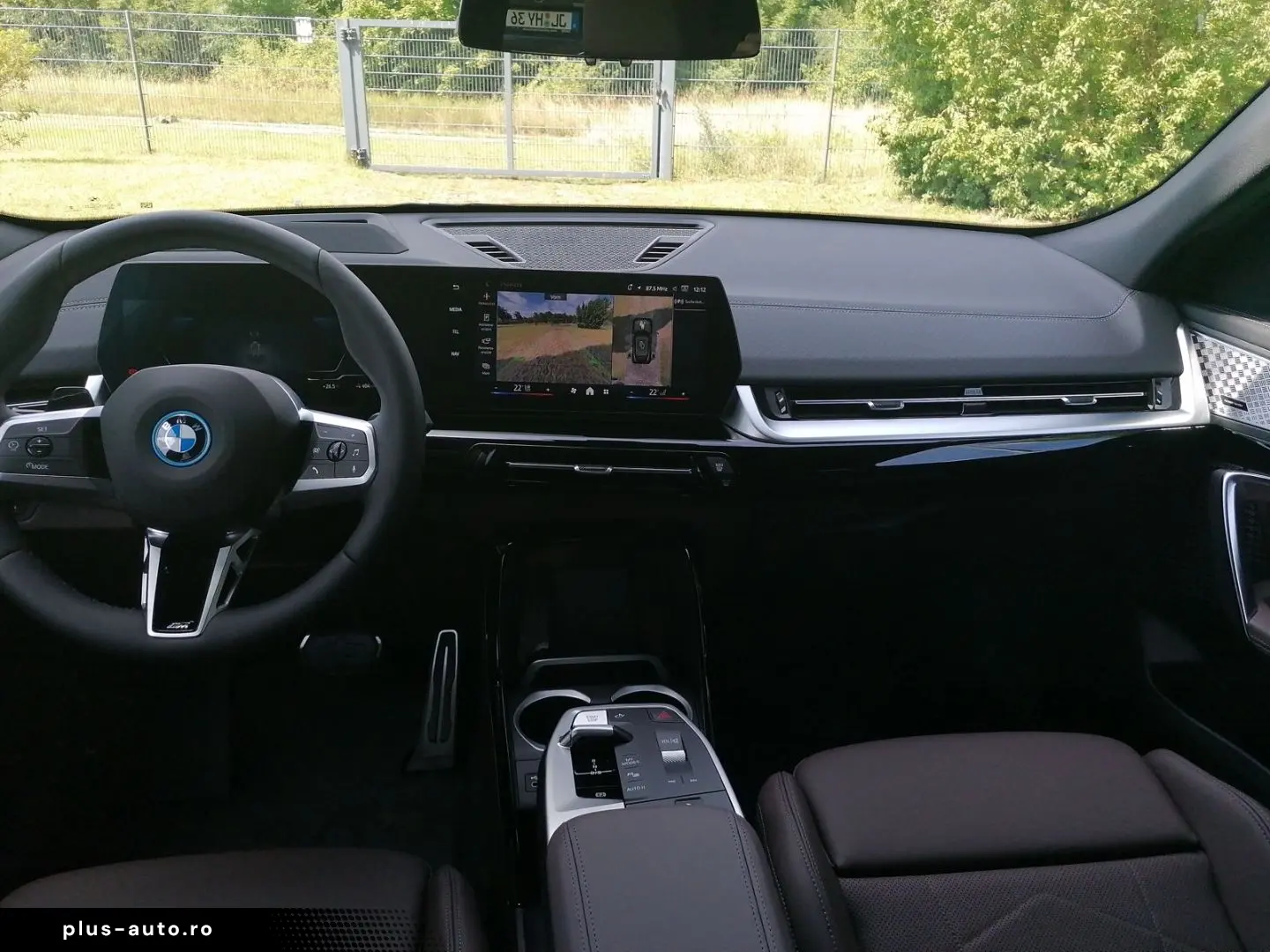 BMW iX2 xDrive30 M SPORT ICONIC GLOW H K 360GRAD MEM