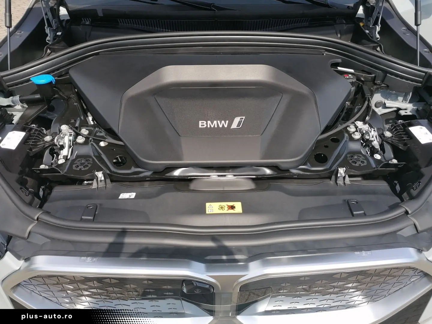 BMW iX2 xDrive30 M SPORT ICONIC GLOW H K 360GRAD MEM