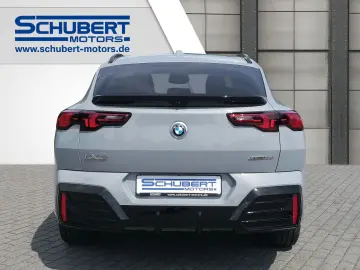 BMW iX2 xDrive30 M SPORT ICONIC GLOW H K 360GRAD MEM