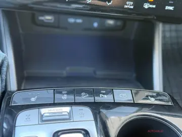 HYUNDAI Tucson Mild-Hybrid 4WD Pano Navi Kamera LED Appl