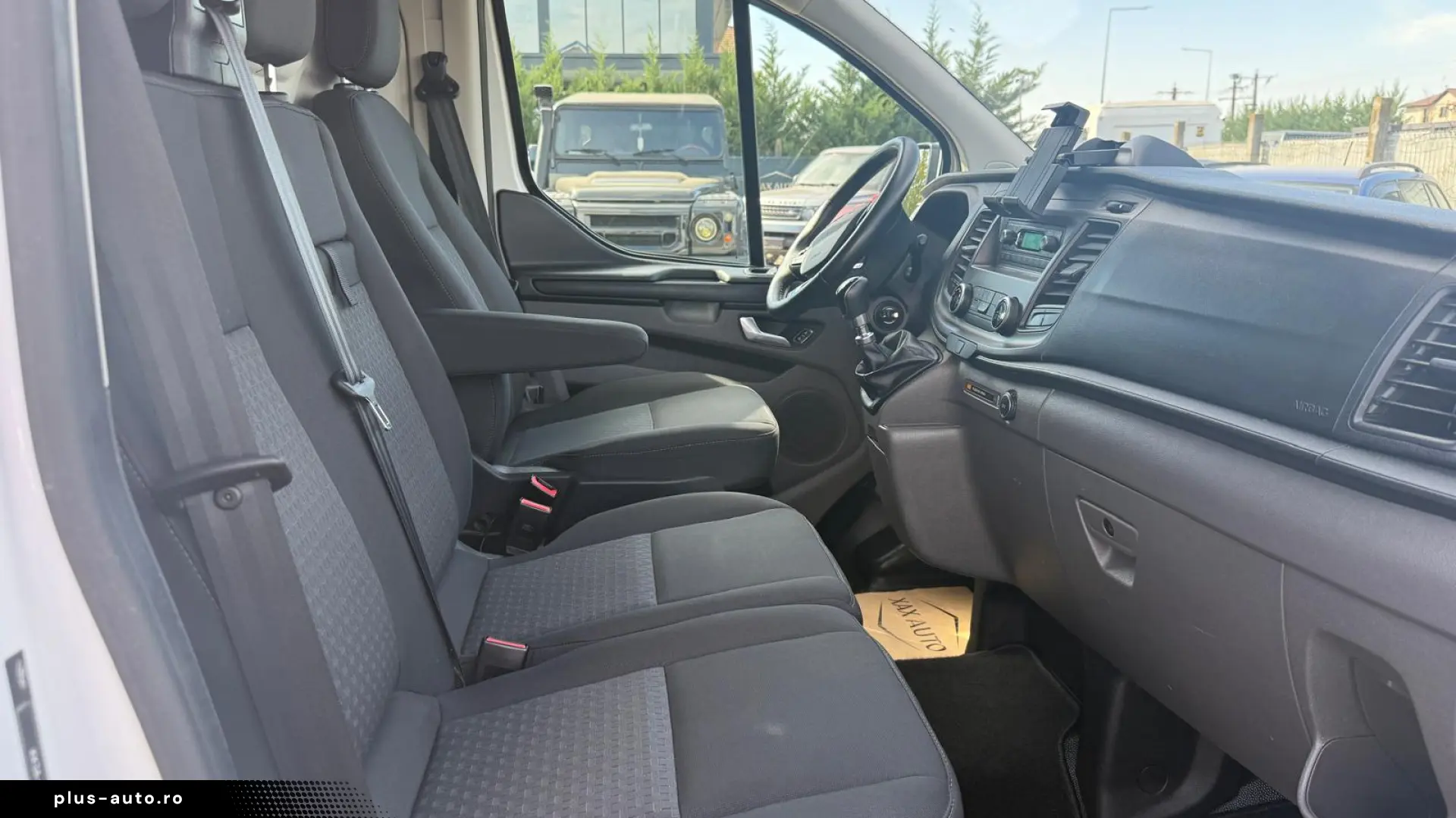 FORD TRANSIT CUSTOM    2020